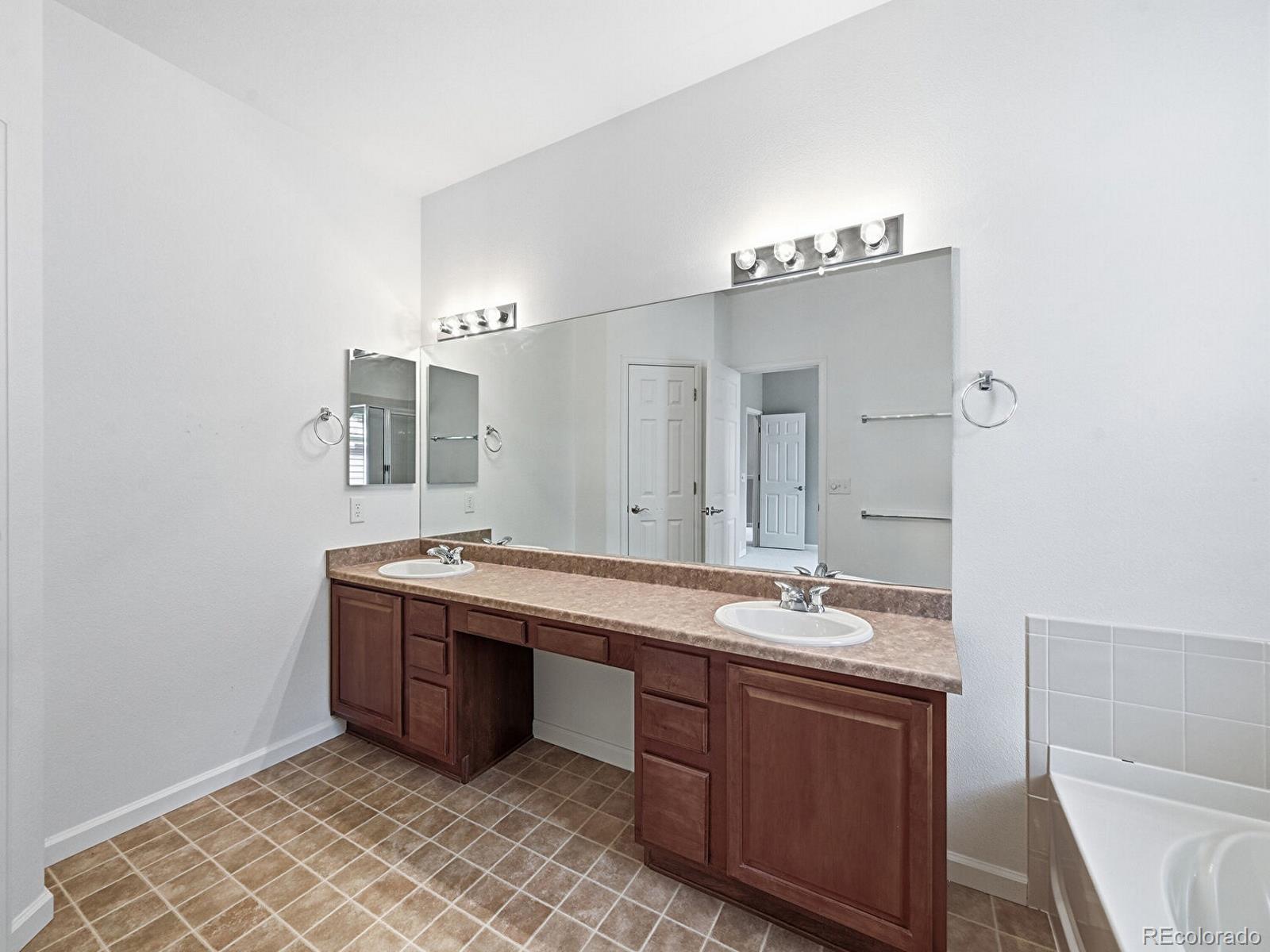 MLS Image #18 for 5949 e 114th avenue,thornton, Colorado