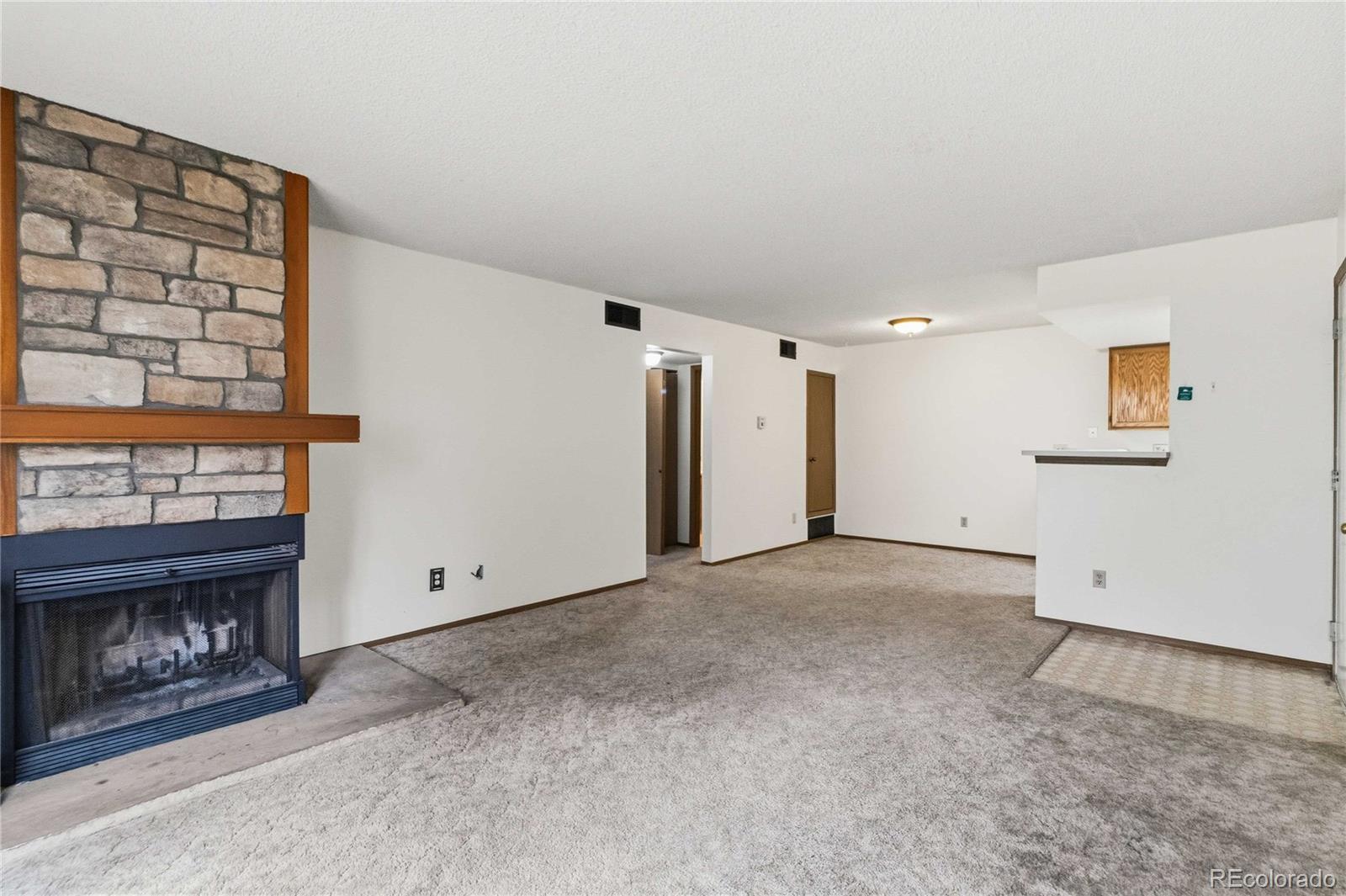 MLS Image #1 for 923 s zeno way 104,aurora, Colorado
