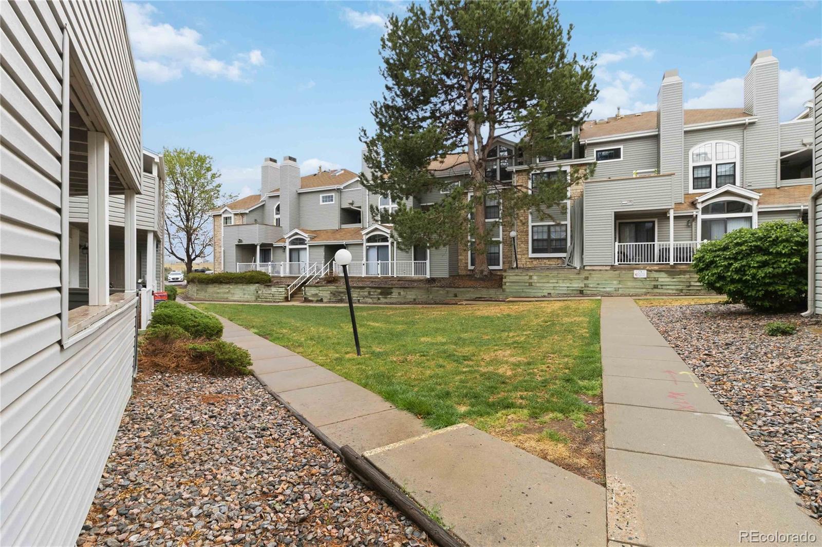 MLS Image #27 for 923 s zeno way 104,aurora, Colorado