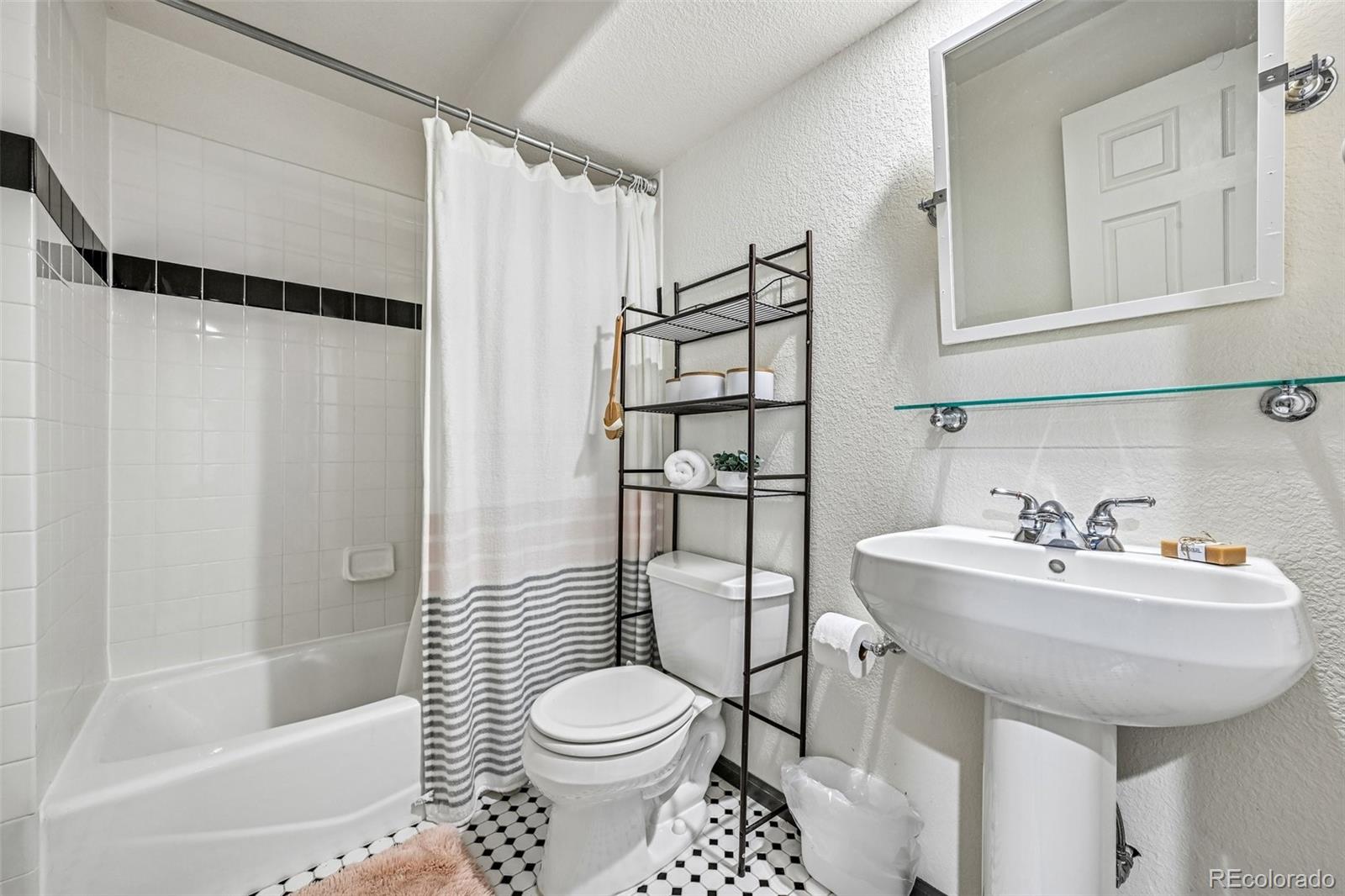 MLS Image #37 for 1167  berganot trail,castle pines, Colorado