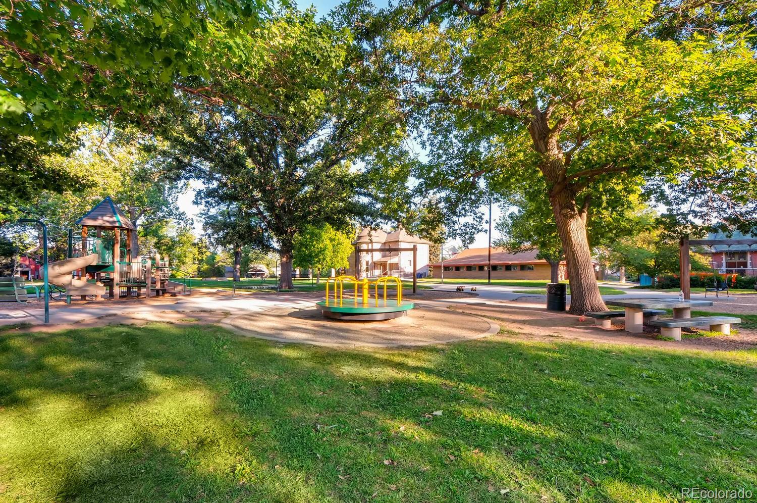 MLS Image #36 for 1910 s corona street,denver, Colorado