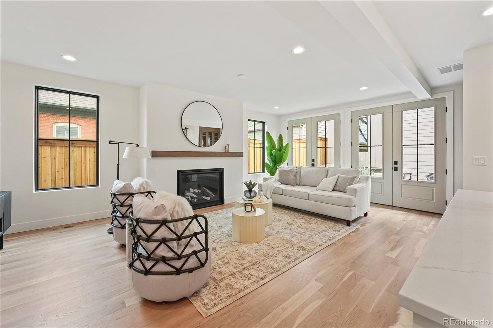 MLS Image #11 for 1060 s ogden street,denver, Colorado