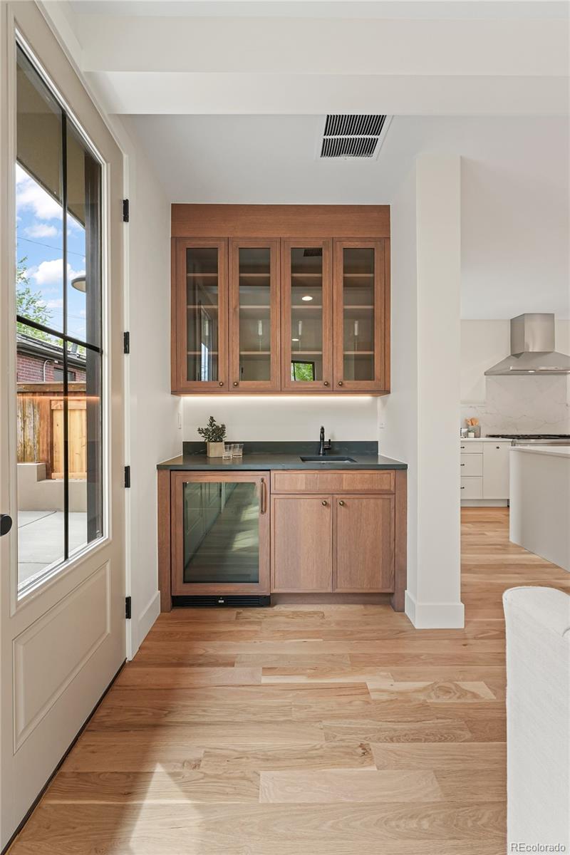 MLS Image #14 for 1060 s ogden street,denver, Colorado