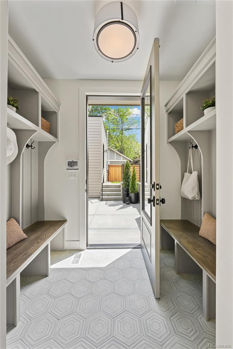 MLS Image #18 for 1060 s ogden street,denver, Colorado
