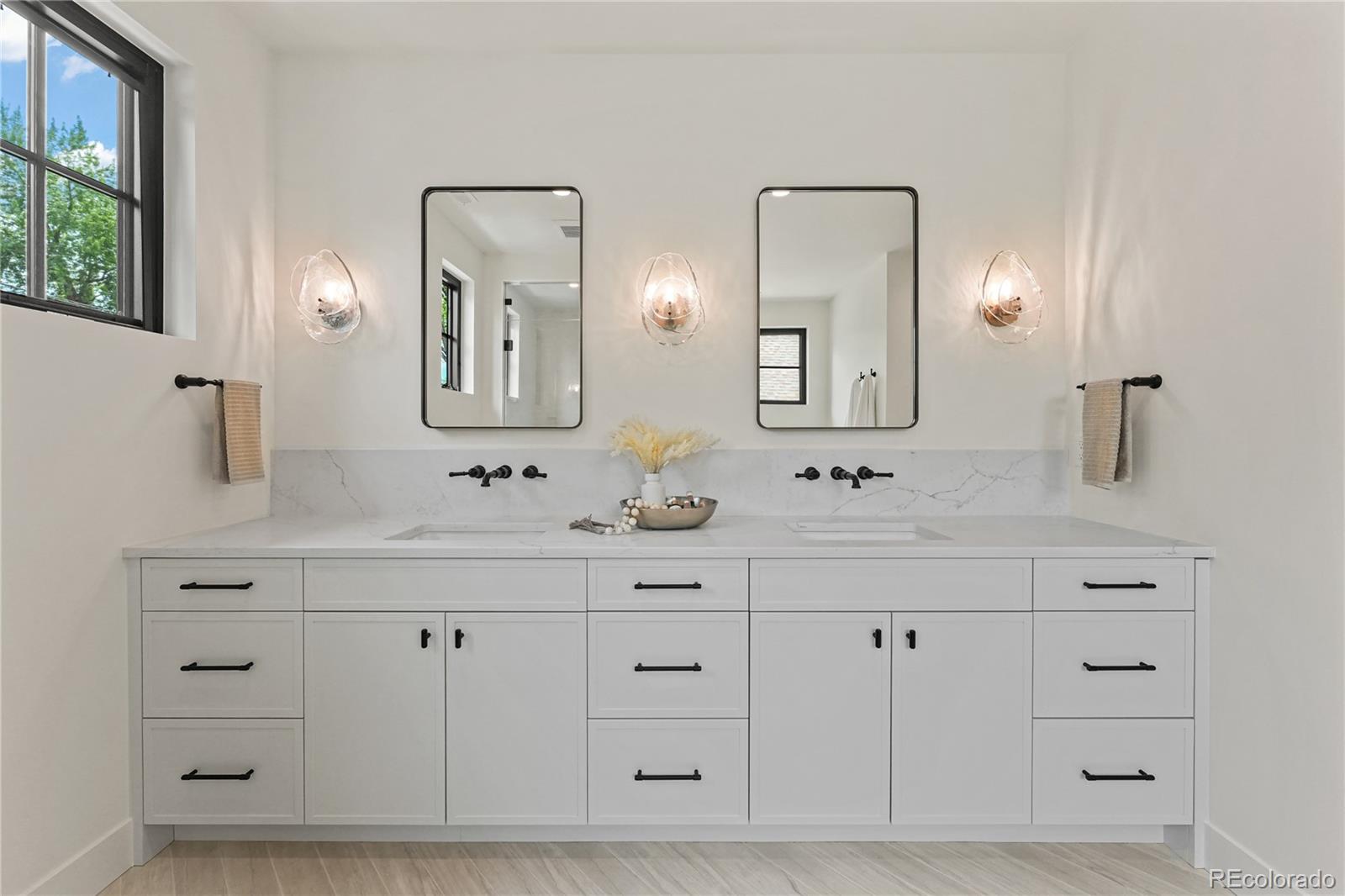 MLS Image #20 for 1060 s ogden street,denver, Colorado