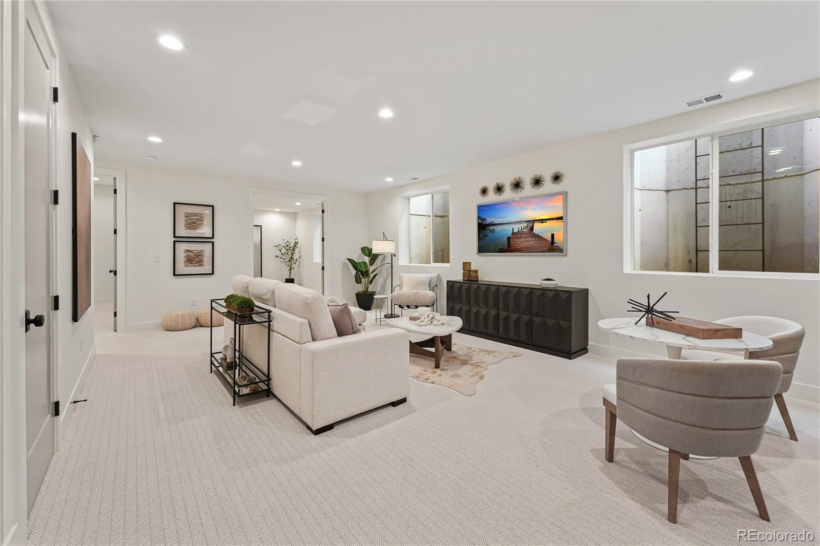 MLS Image #26 for 1060 s ogden street,denver, Colorado