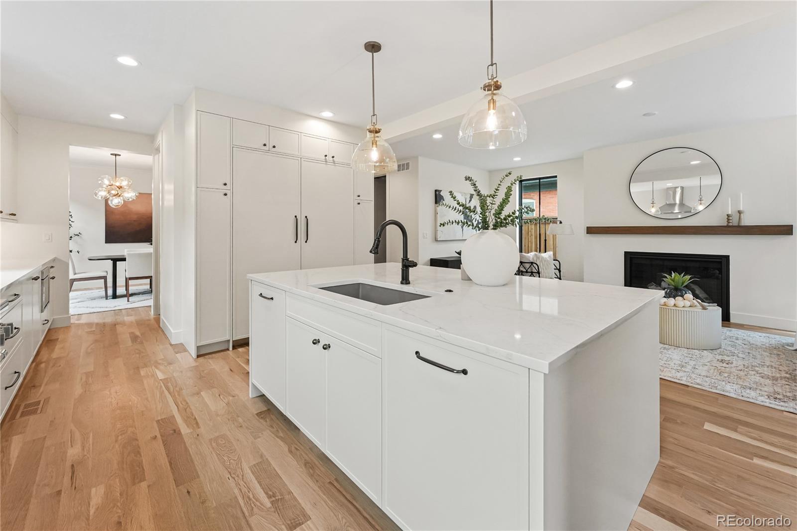 MLS Image #9 for 1060 s ogden street,denver, Colorado