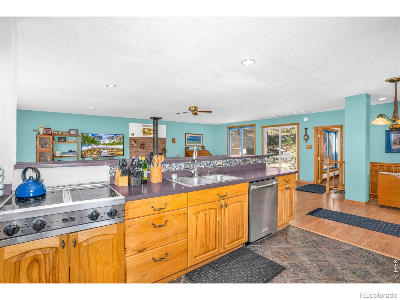 MLS Image #10 for 527  hemlock drive,lyons, Colorado