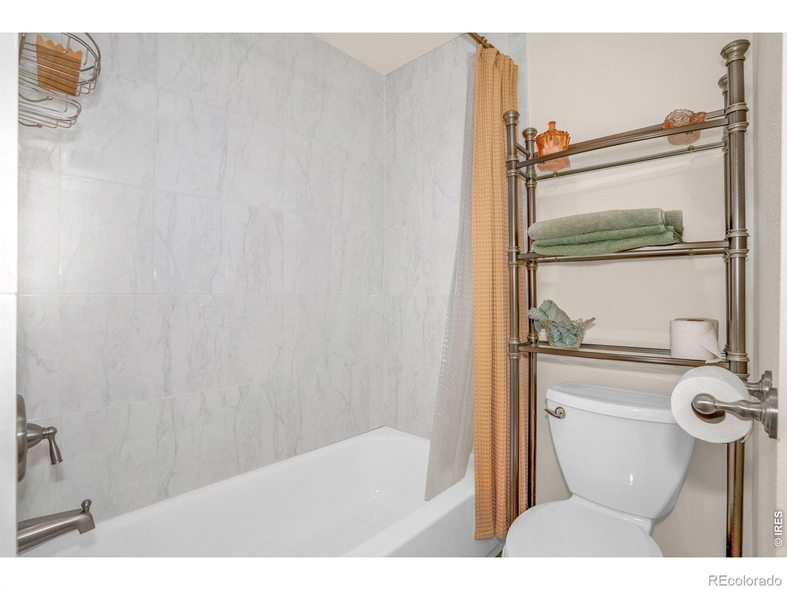 MLS Image #18 for 527  hemlock drive,lyons, Colorado