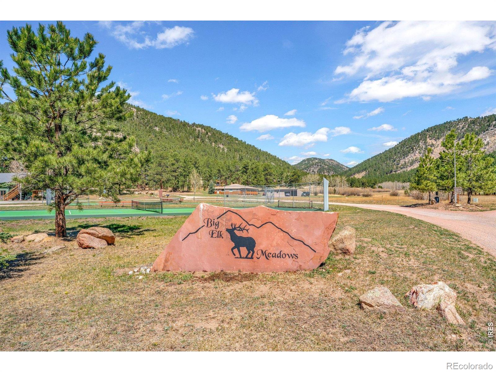 MLS Image #28 for 527  hemlock drive,lyons, Colorado