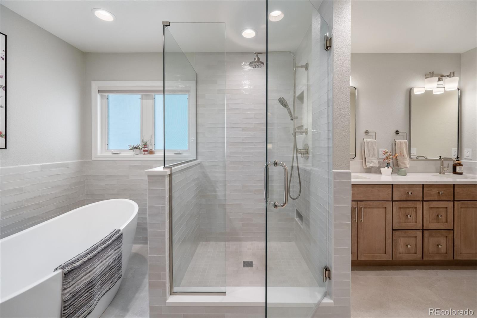 MLS Image #21 for 2425 s monroe street,denver, Colorado