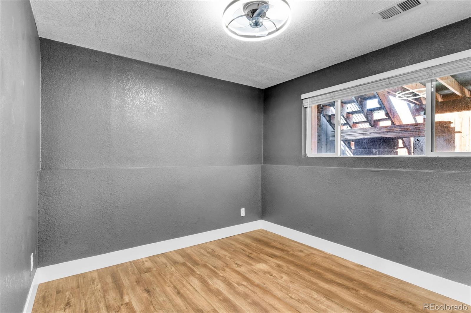 MLS Image #18 for 441 e 78th place,denver, Colorado