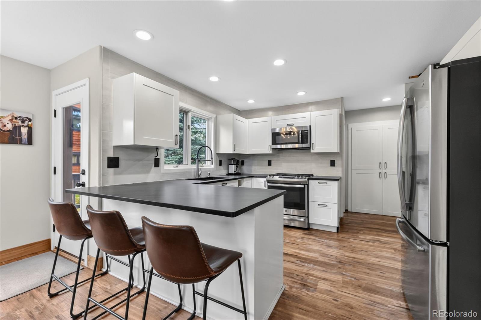 MLS Image #10 for 1532  legend lake circle,silverthorne, Colorado