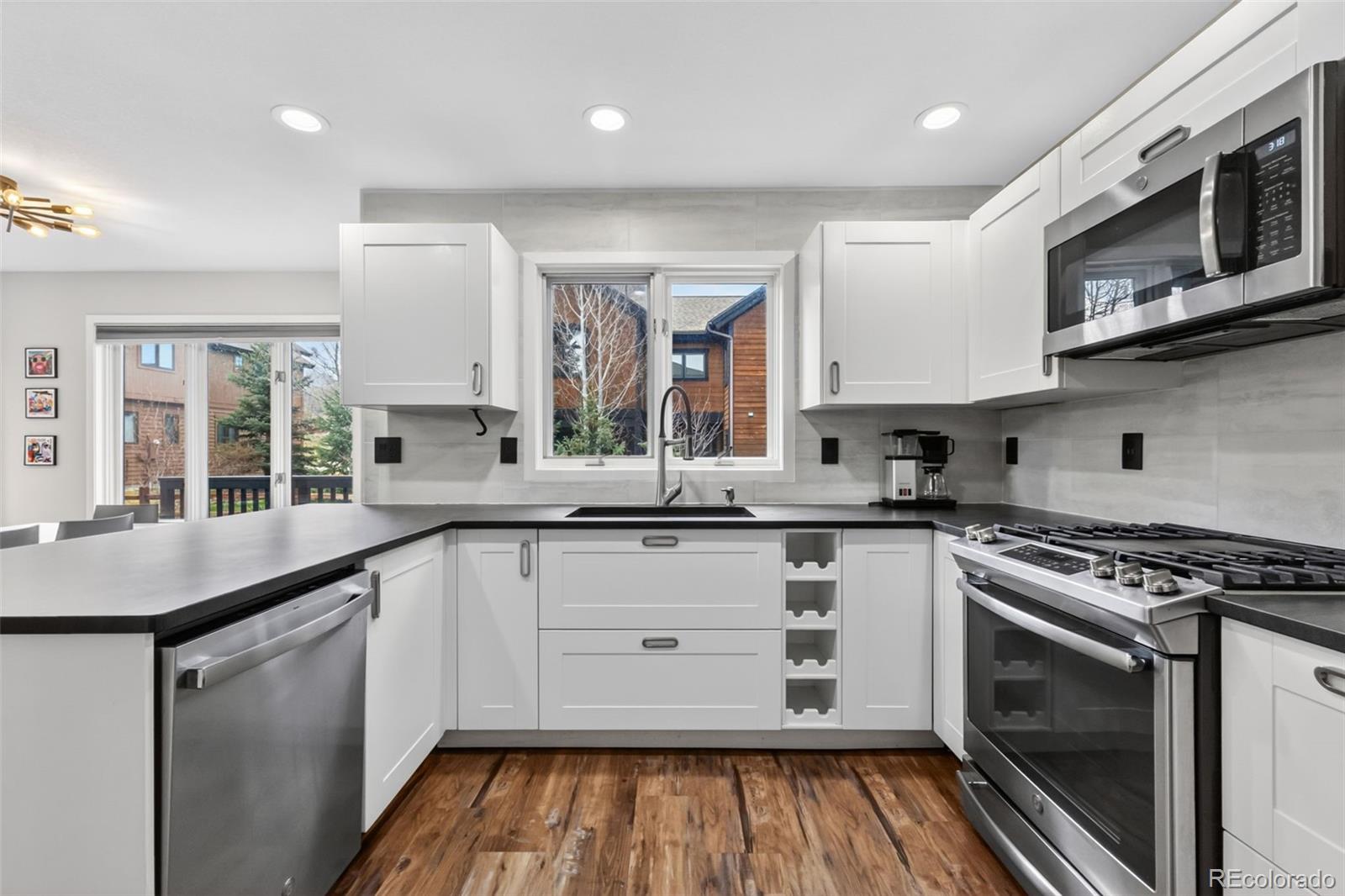 MLS Image #11 for 1532  legend lake circle,silverthorne, Colorado