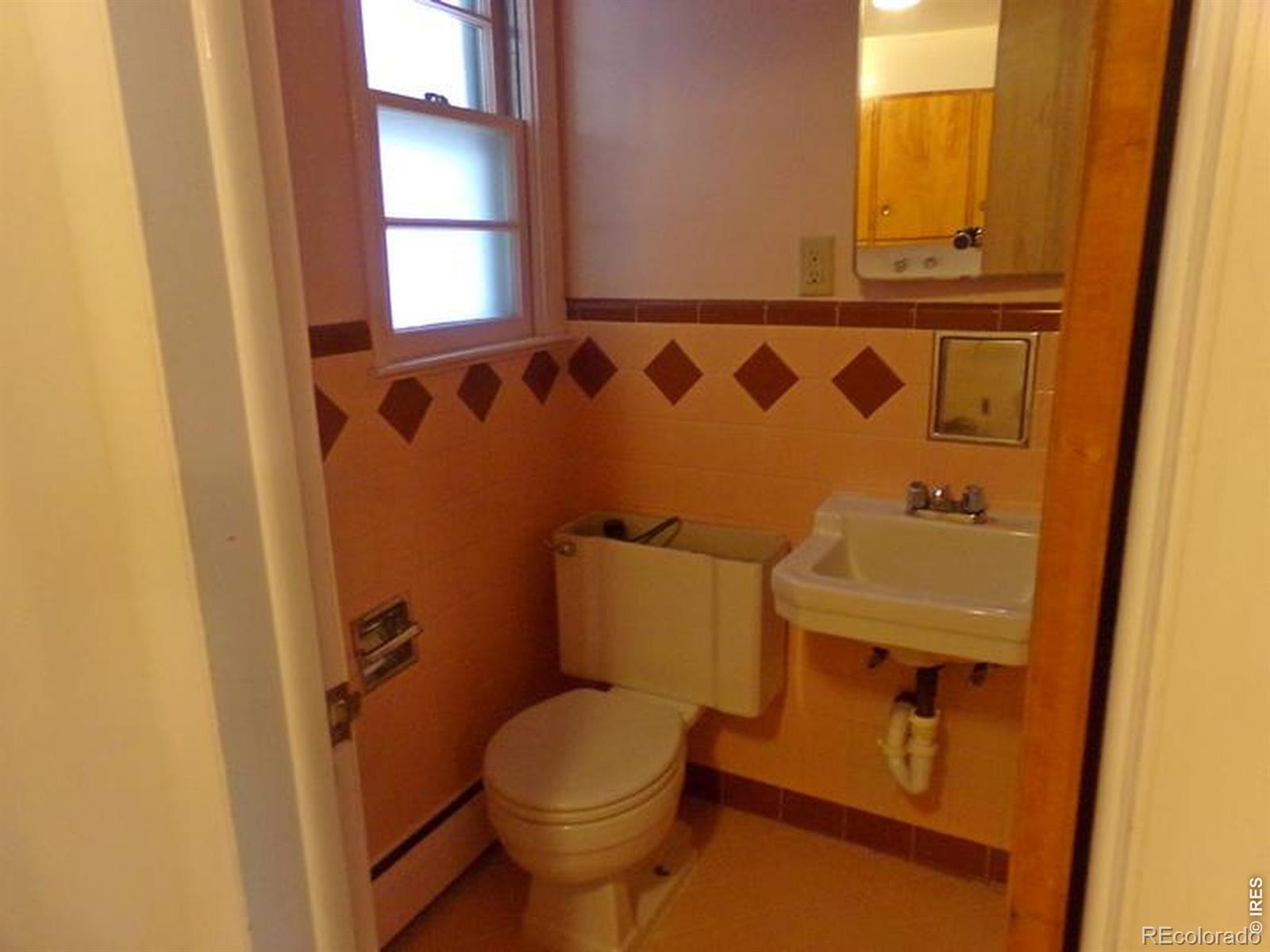 MLS Image #11 for 2203  12th st rd,greeley, Colorado