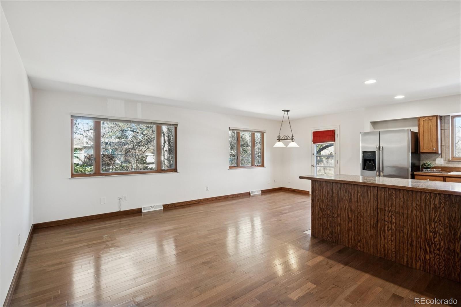 MLS Image #10 for 3390 s holly place,denver, Colorado