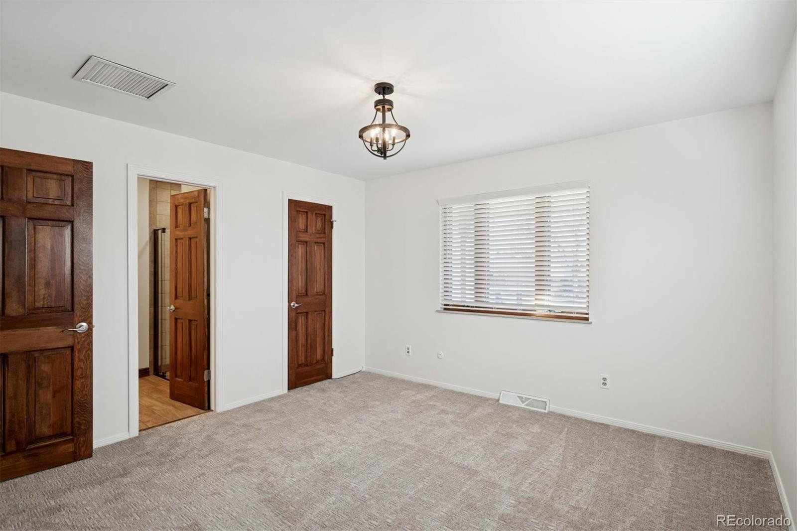 MLS Image #17 for 3390 s holly place,denver, Colorado