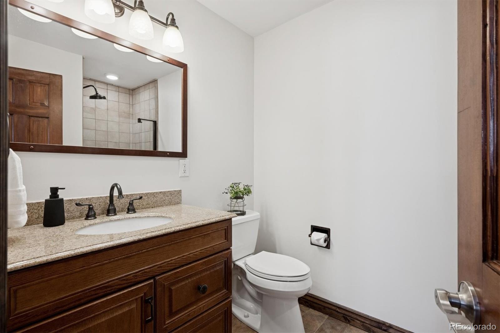 MLS Image #21 for 3390 s holly place,denver, Colorado