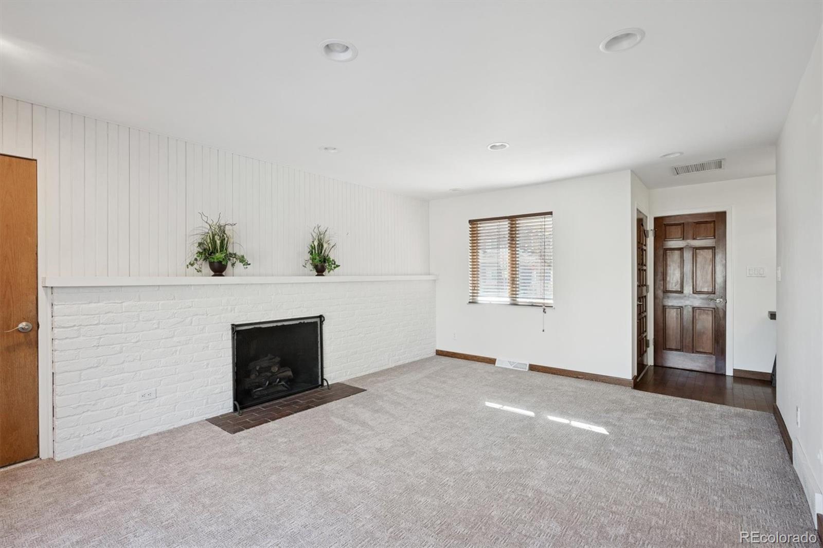 MLS Image #6 for 3390 s holly place,denver, Colorado