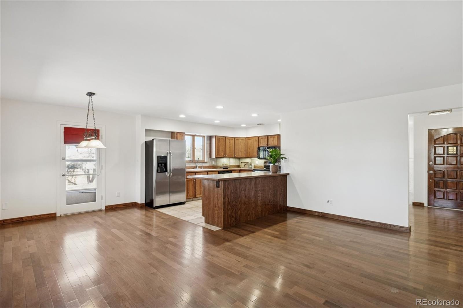 MLS Image #8 for 3390 s holly place,denver, Colorado