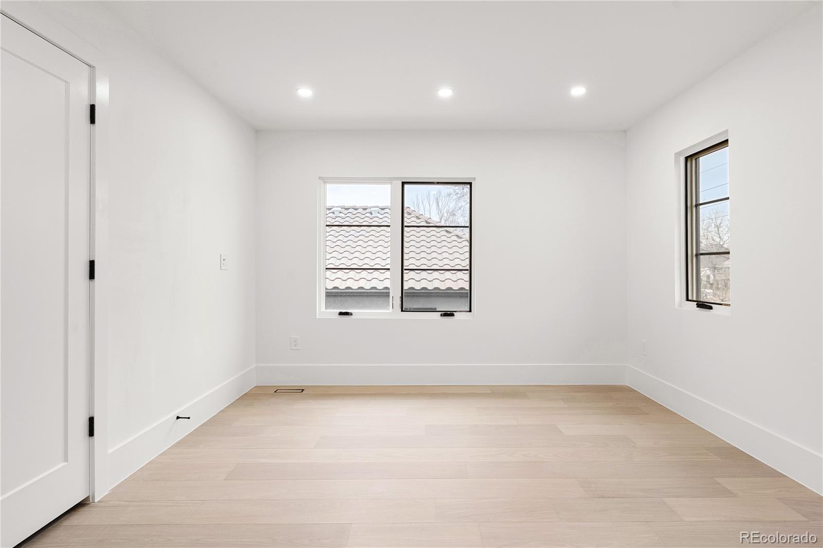 MLS Image #31 for 634 s race street,denver, Colorado