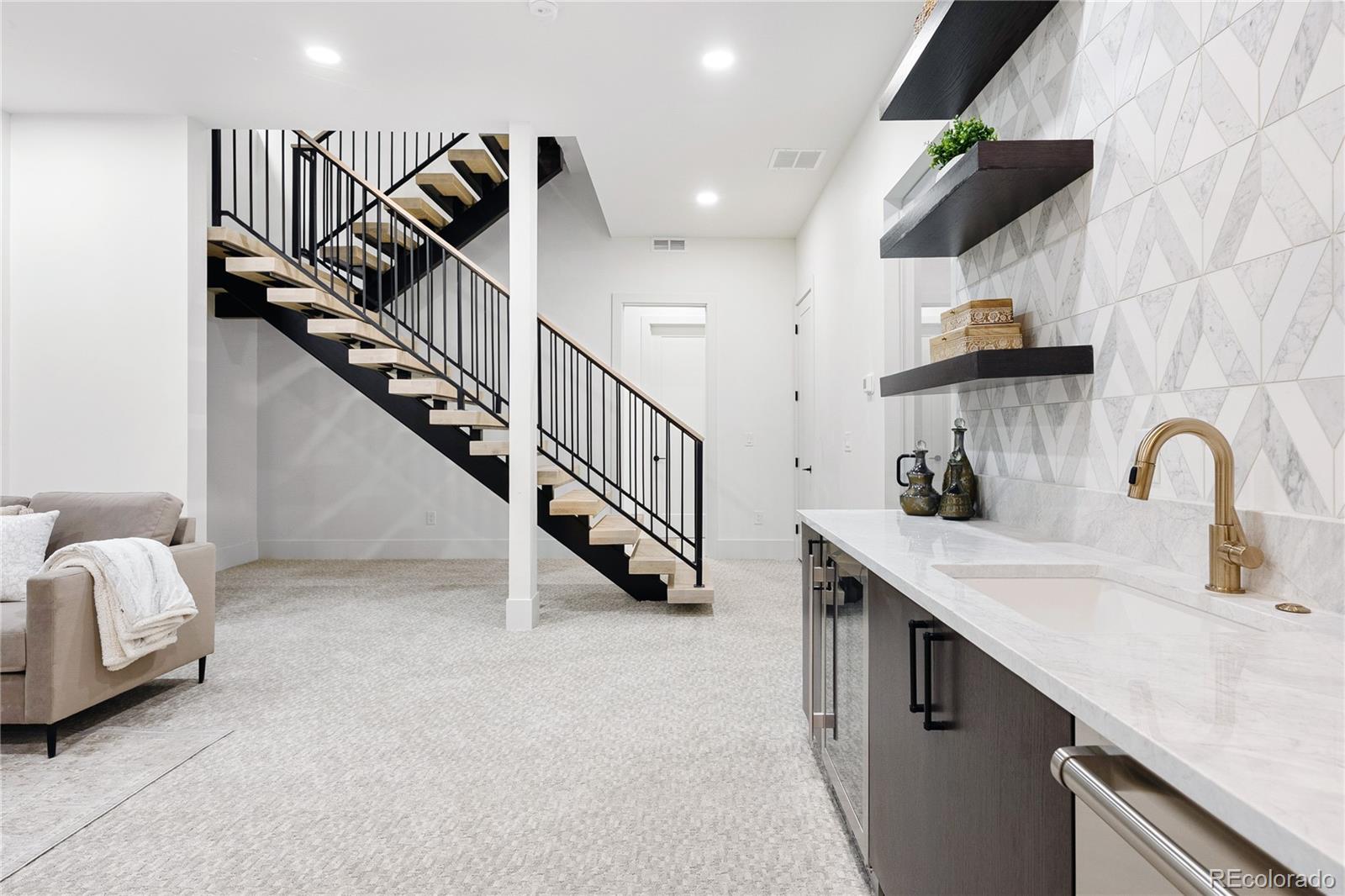 MLS Image #34 for 634 s race street,denver, Colorado