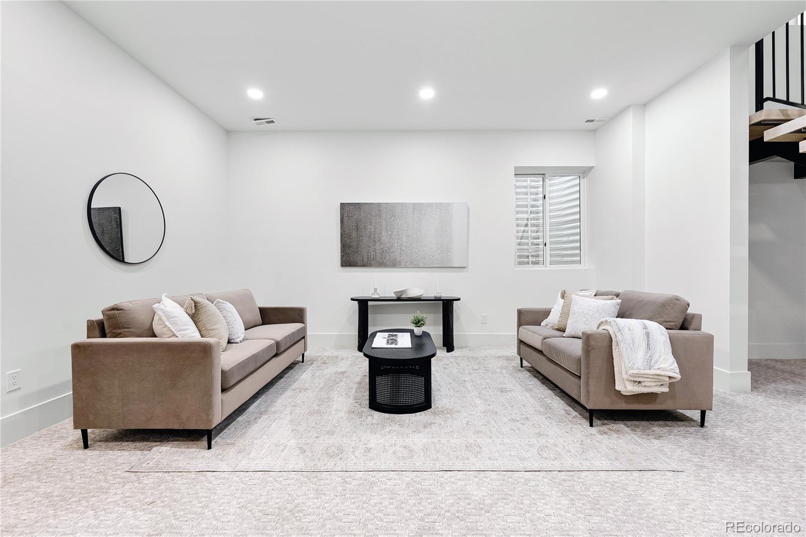 MLS Image #35 for 634 s race street,denver, Colorado