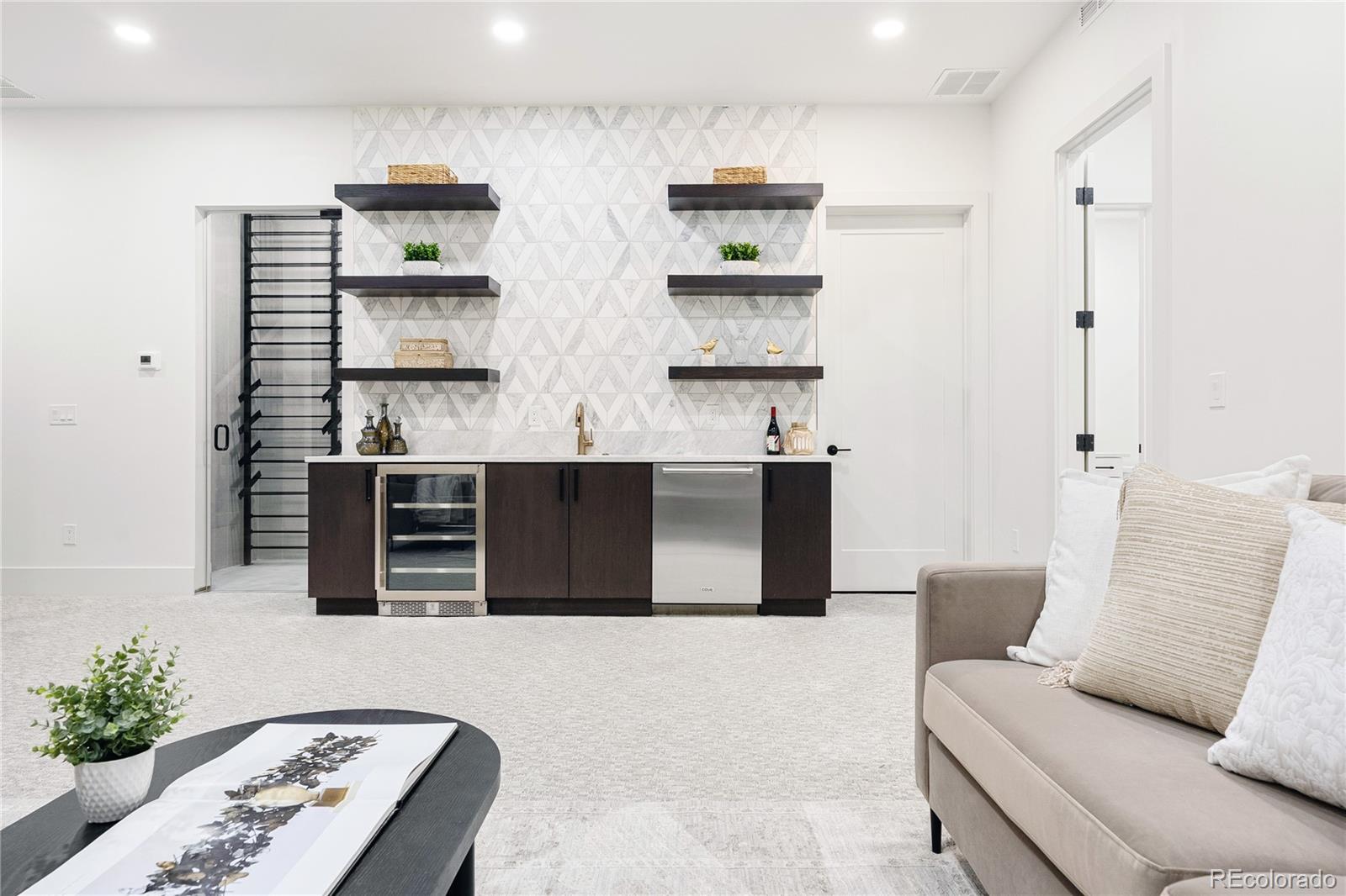MLS Image #36 for 634 s race street,denver, Colorado