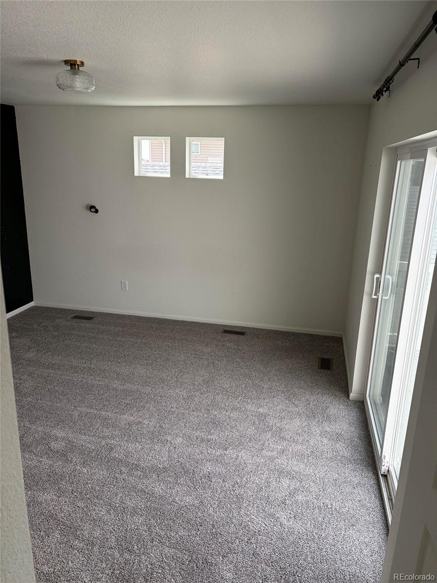 MLS Image #10 for 18211 e 51st avenue,denver, Colorado