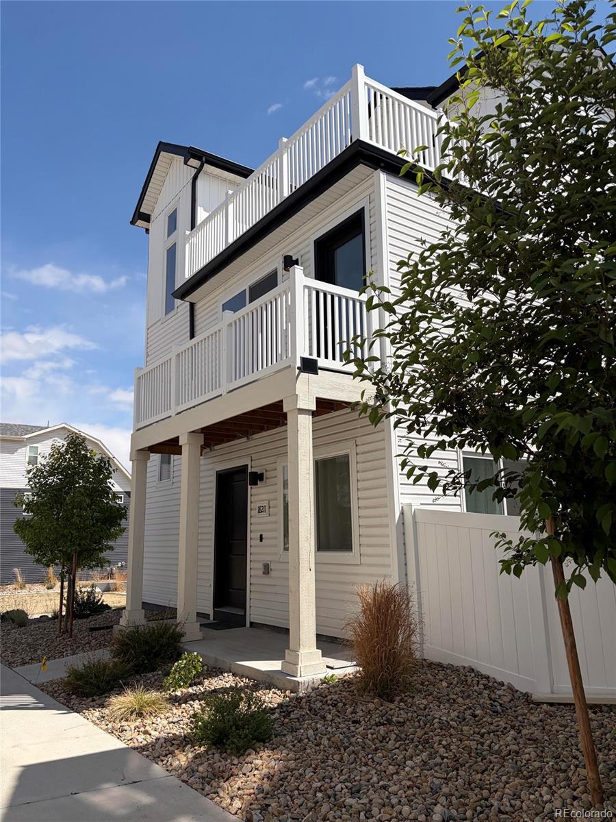 MLS Image #2 for 18211 e 51st avenue,denver, Colorado
