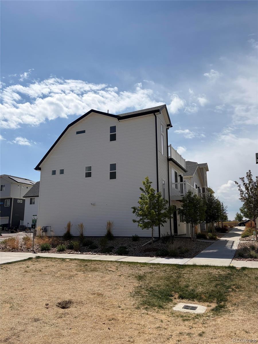MLS Image #35 for 18211 e 51st avenue,denver, Colorado