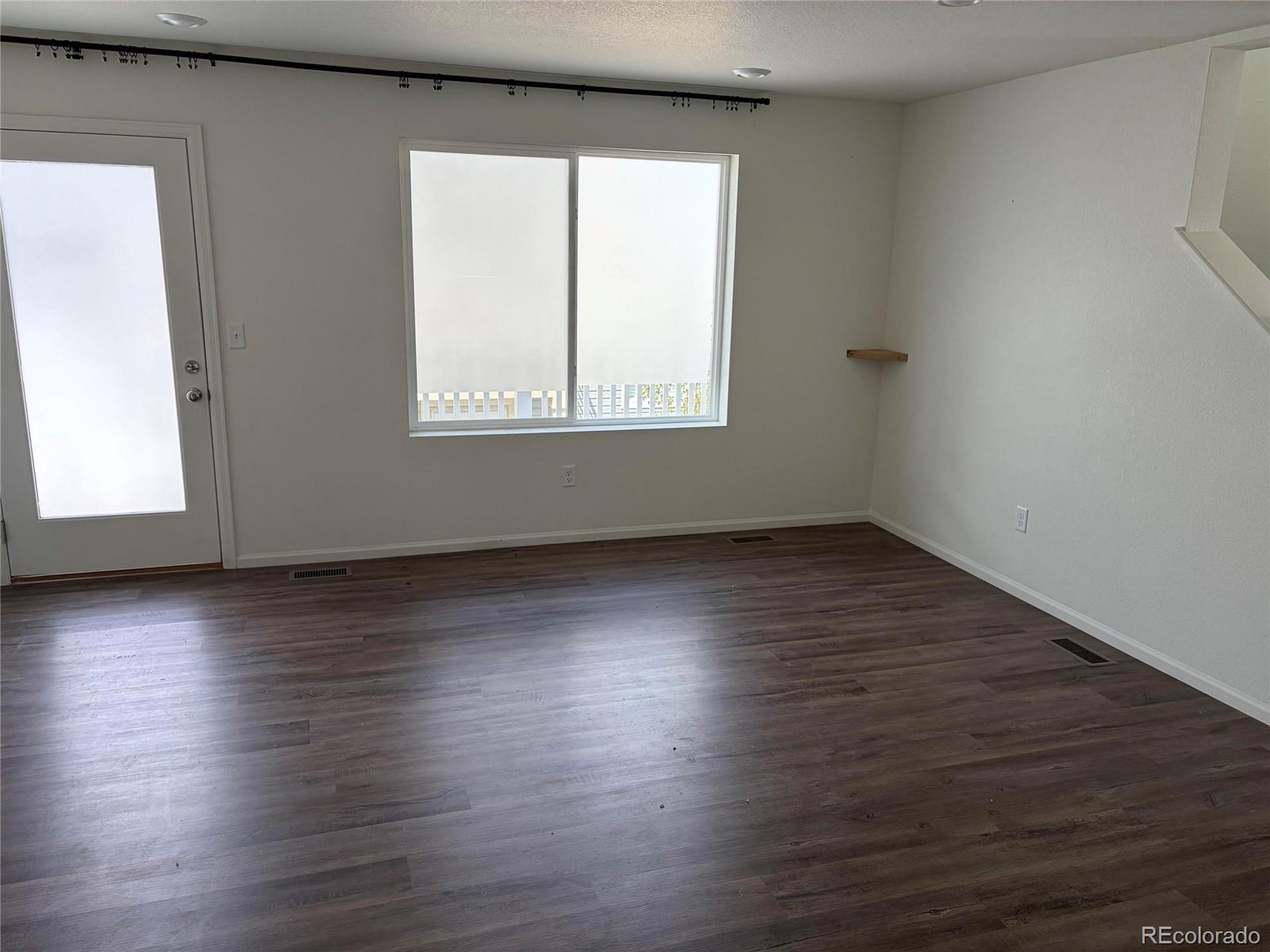 MLS Image #4 for 18211 e 51st avenue,denver, Colorado