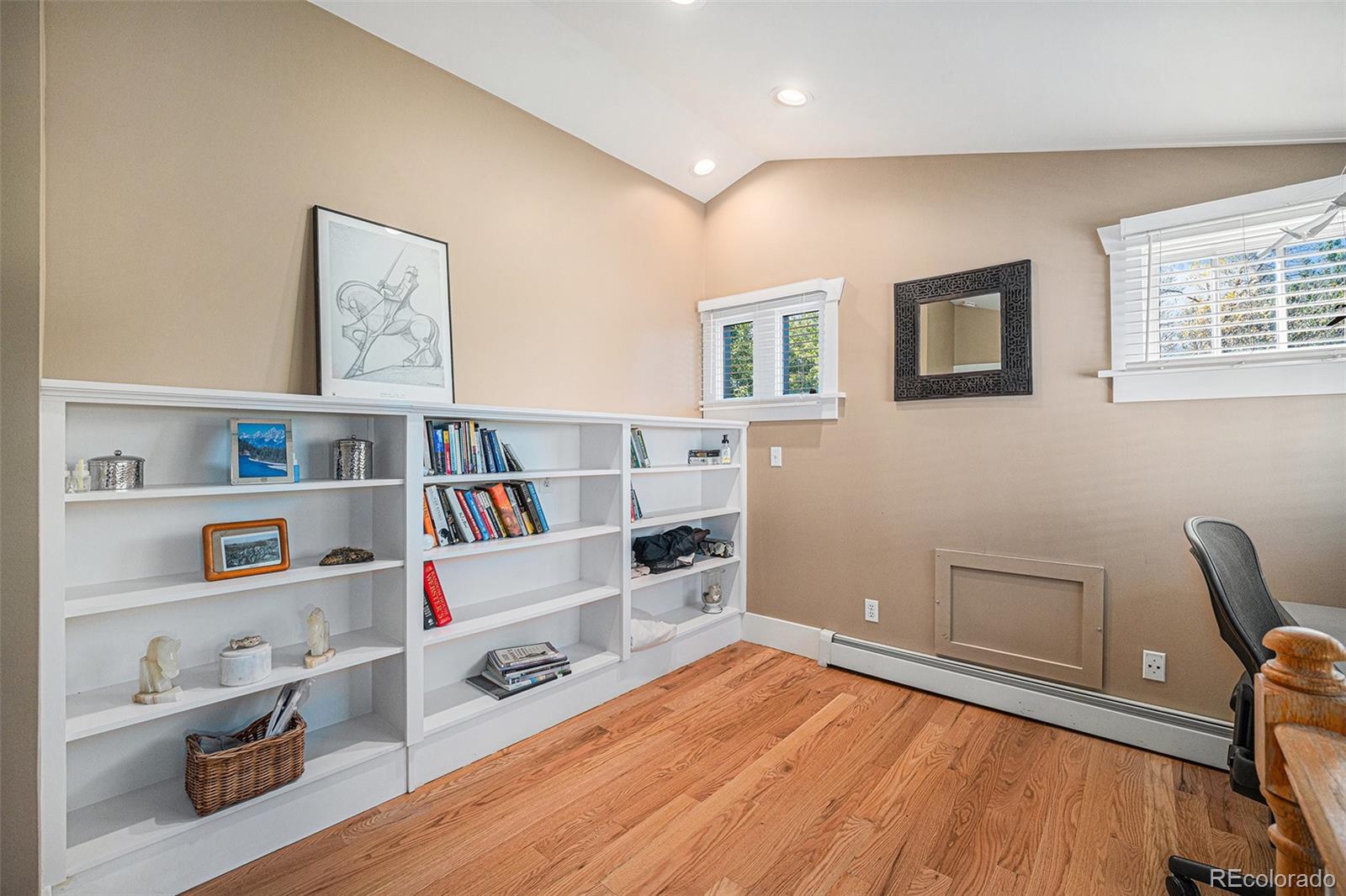MLS Image #10 for 726 s corona street,denver, Colorado