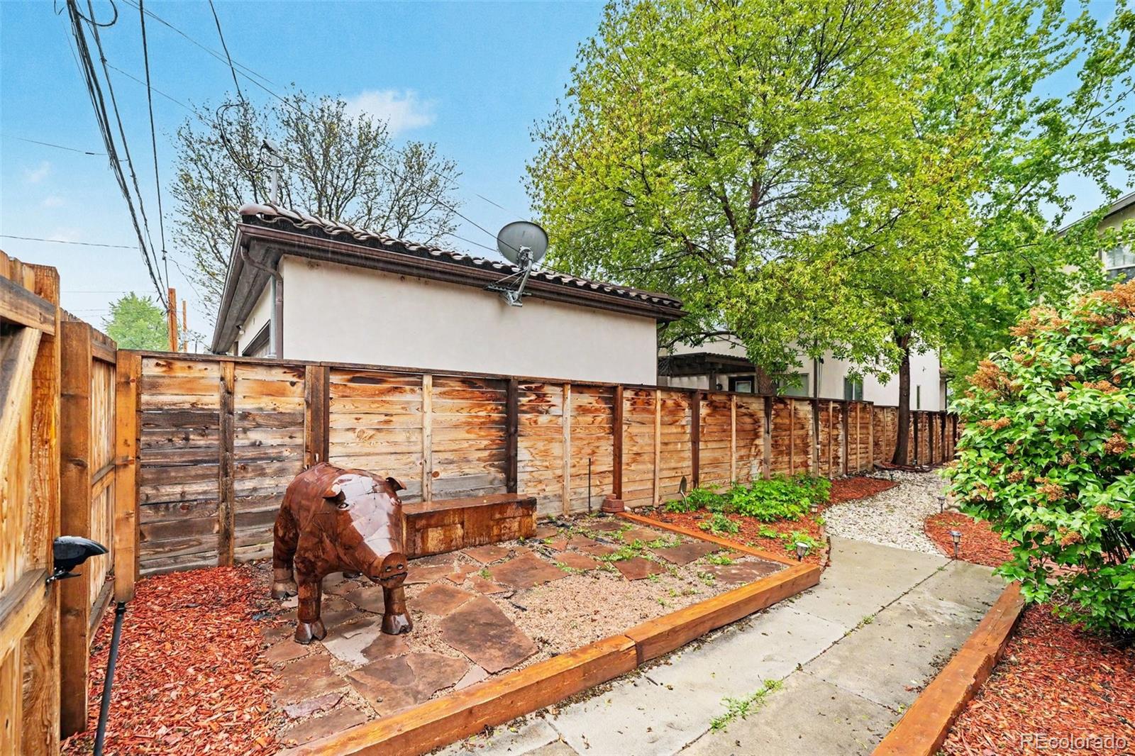 MLS Image #29 for 726 s corona street,denver, Colorado