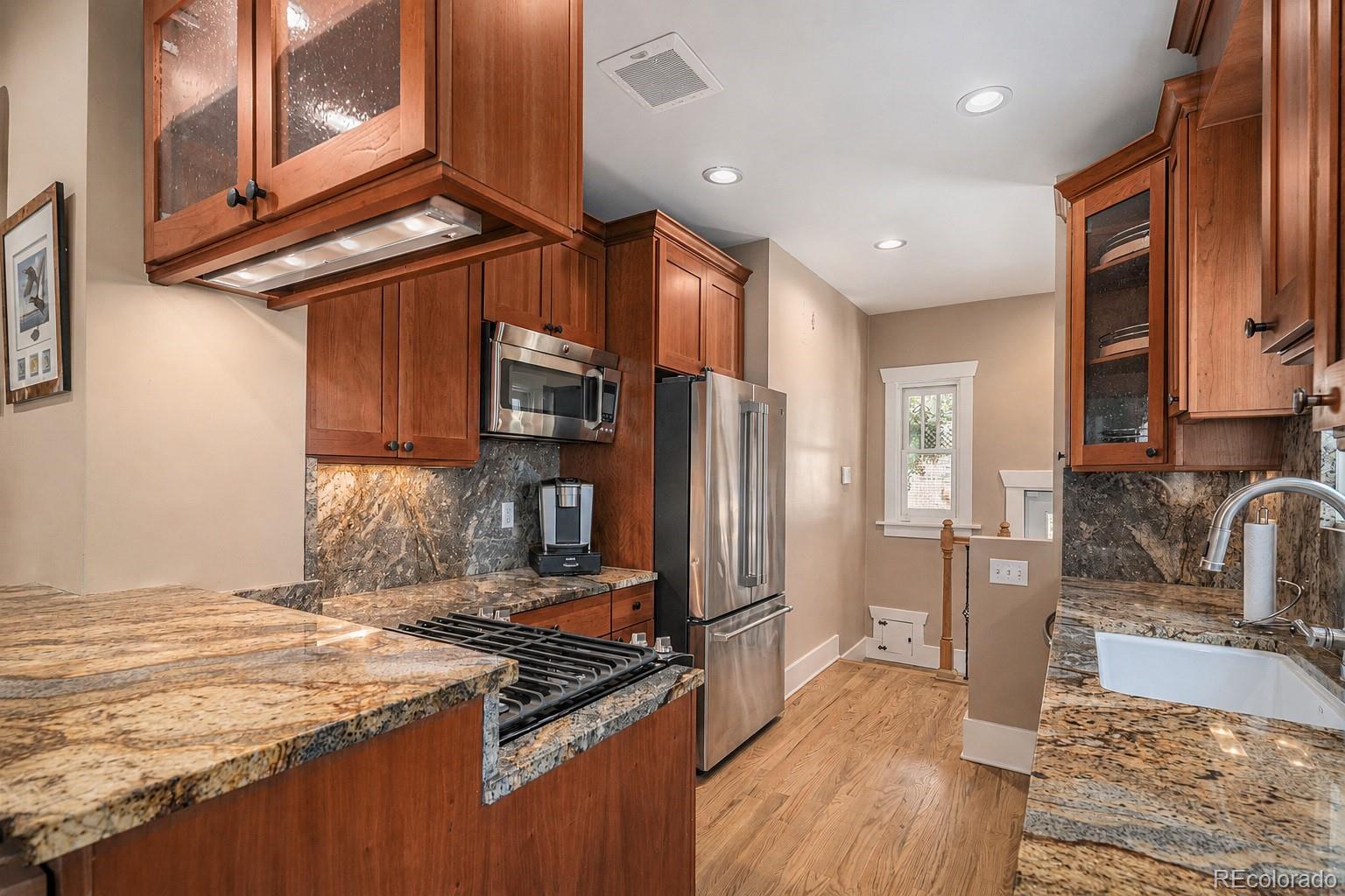 MLS Image #7 for 726 s corona street,denver, Colorado