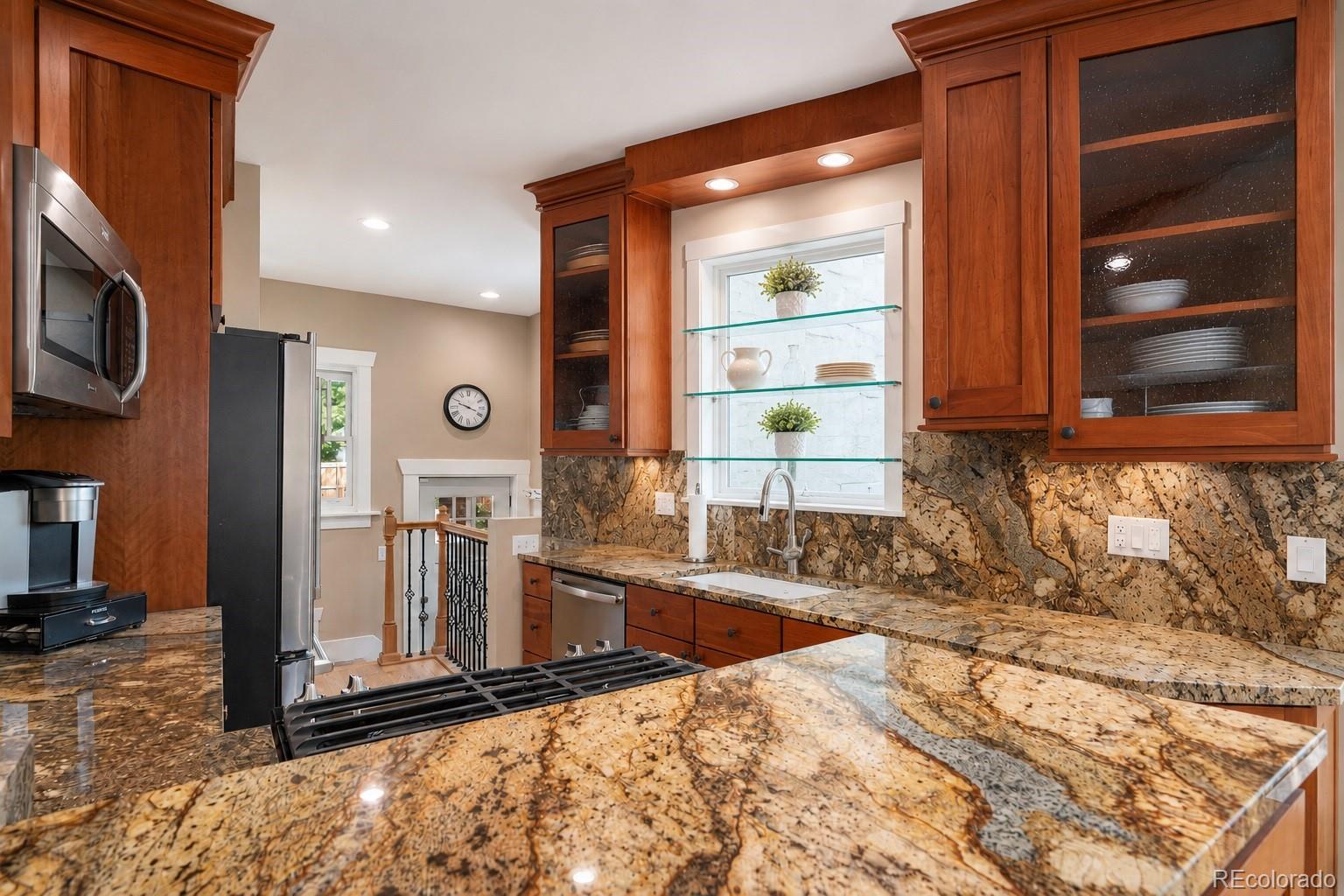 MLS Image #8 for 726 s corona street,denver, Colorado