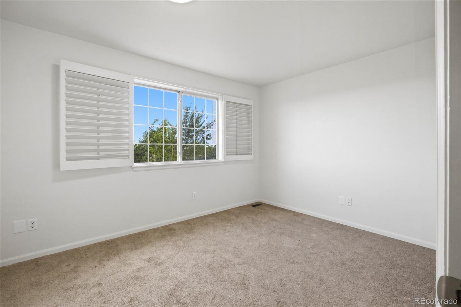 MLS Image #12 for 8199  welby road,denver, Colorado