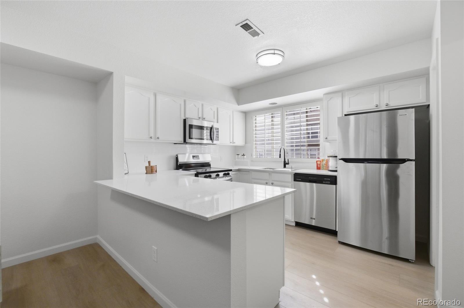 MLS Image #5 for 8199  welby road,denver, Colorado