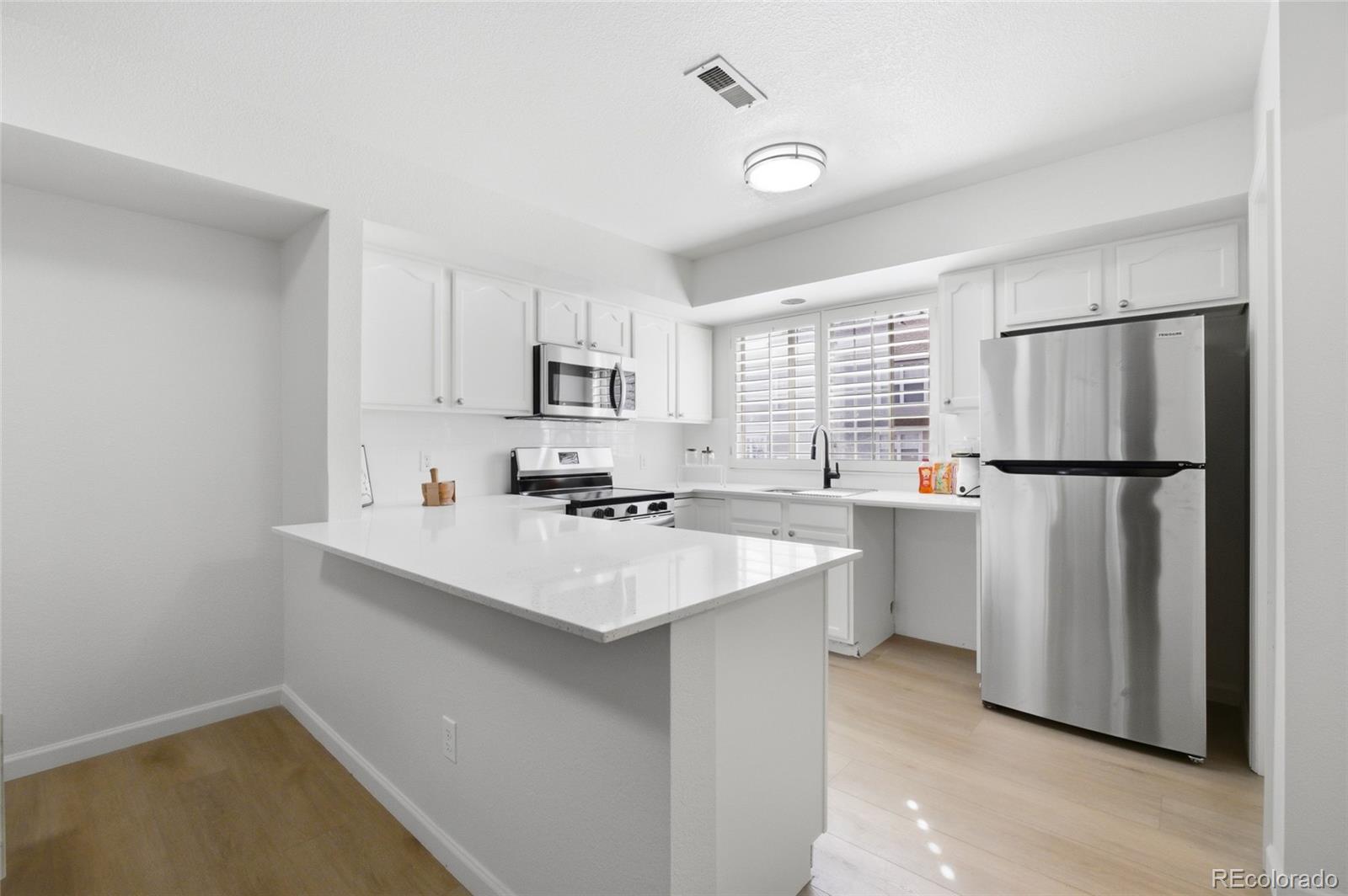 MLS Image #8 for 8199  welby road,denver, Colorado