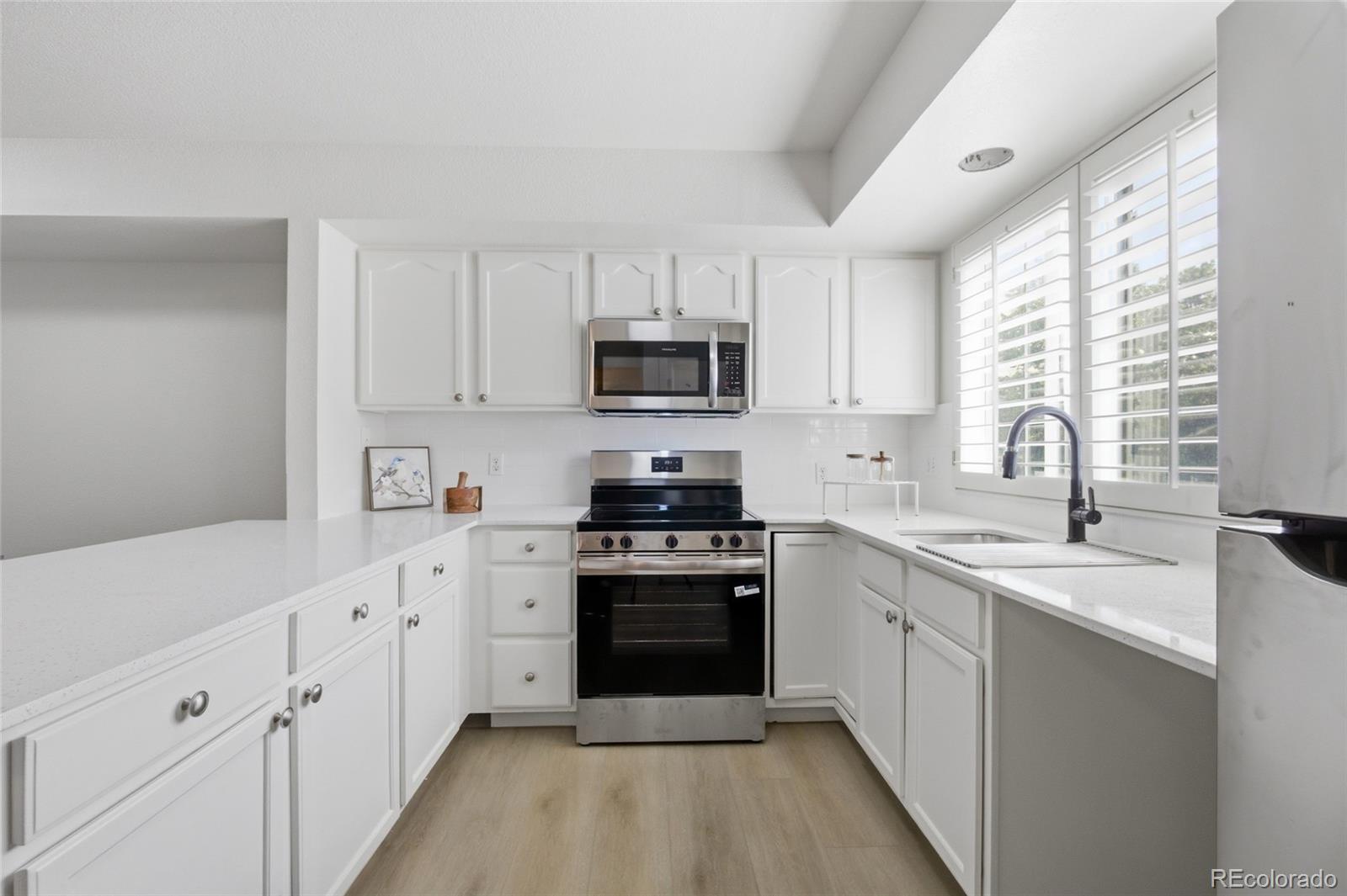 MLS Image #9 for 8199  welby road,denver, Colorado