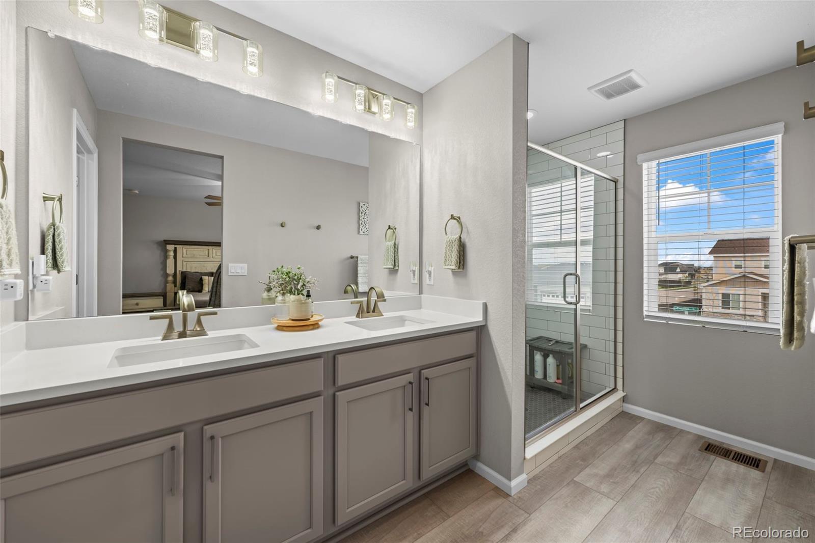 MLS Image #14 for 9754  ceylon street,commerce city, Colorado