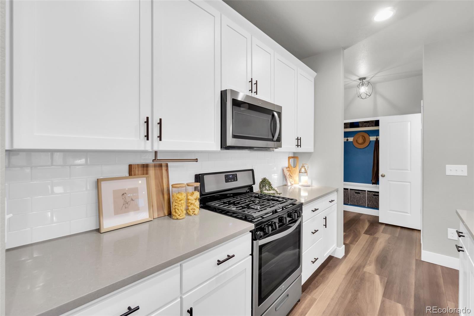 MLS Image #14 for 6880  decatur street,denver, Colorado