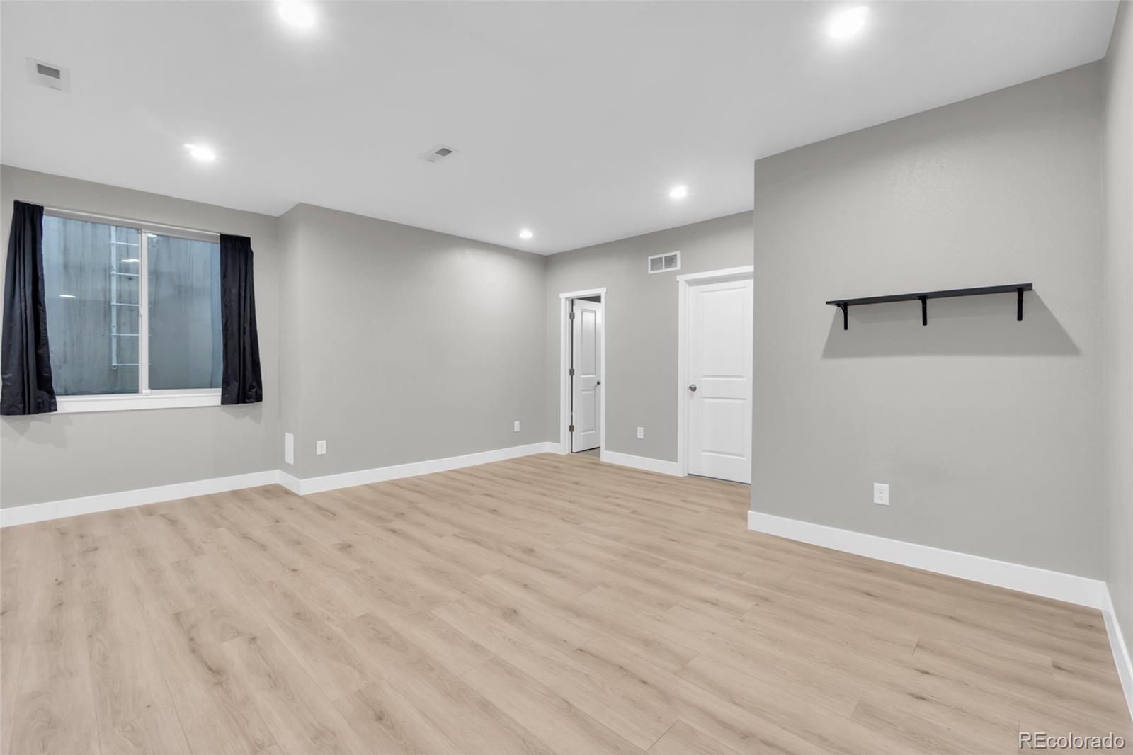 MLS Image #30 for 6880  decatur street,denver, Colorado