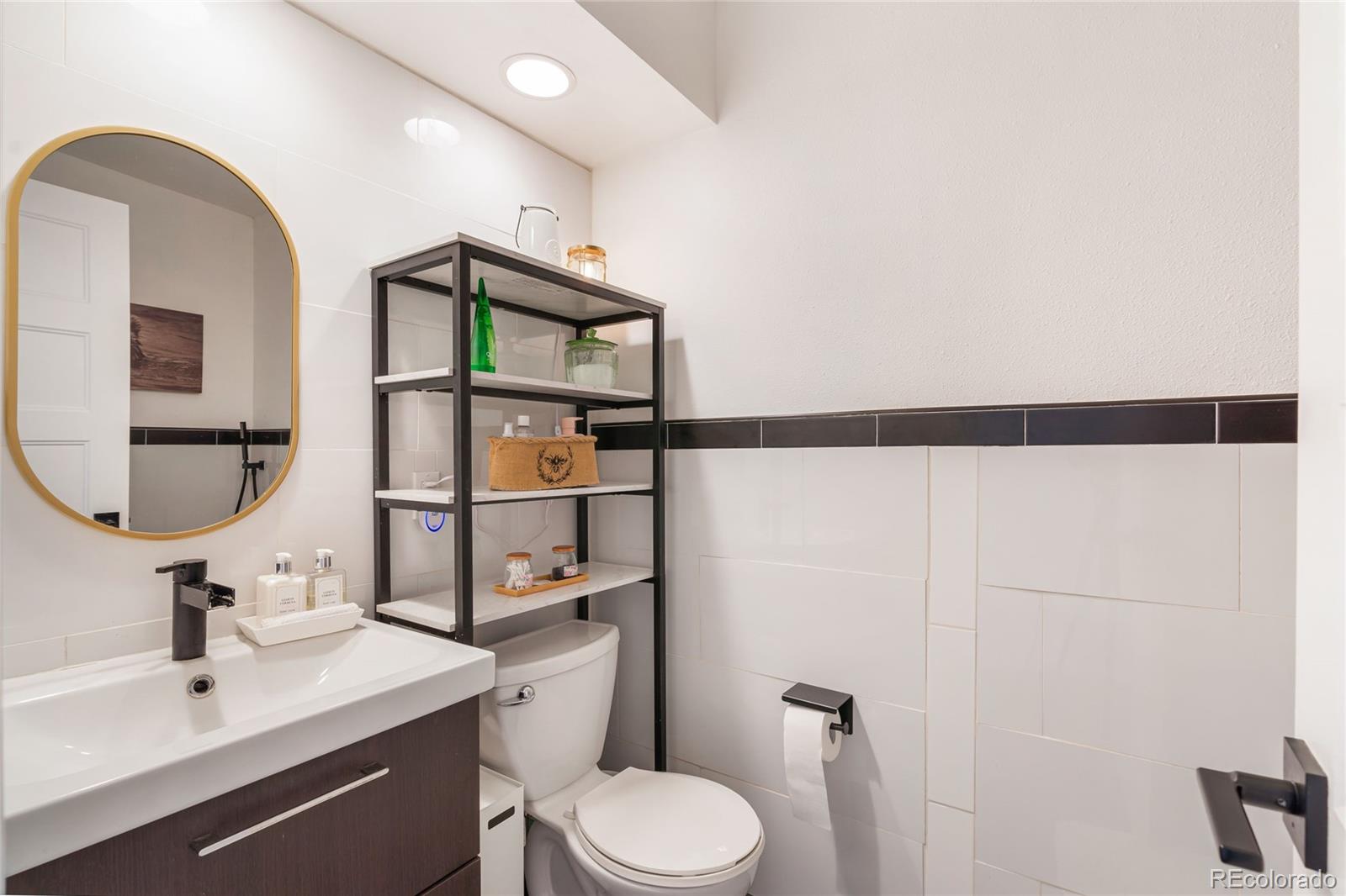 MLS Image #11 for 2795 e euclid avenue,centennial, Colorado