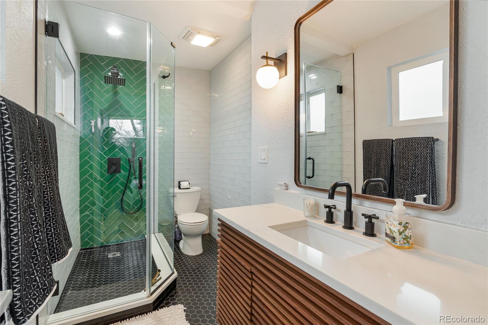 MLS Image #15 for 2795 e euclid avenue,centennial, Colorado