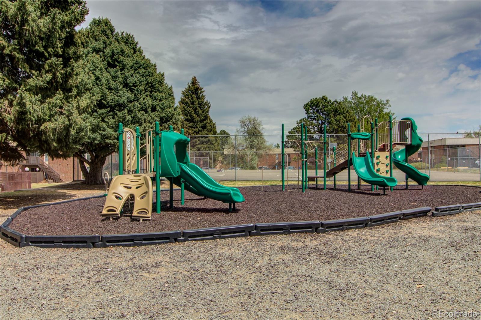 MLS Image #19 for 3663 s sheridan boulevard,denver, Colorado