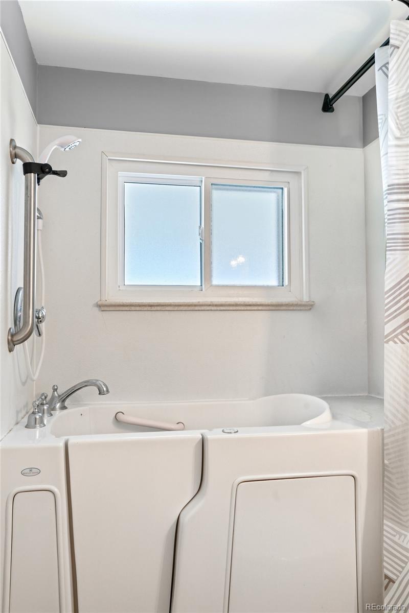 MLS Image #11 for 1540 s dale court,denver, Colorado