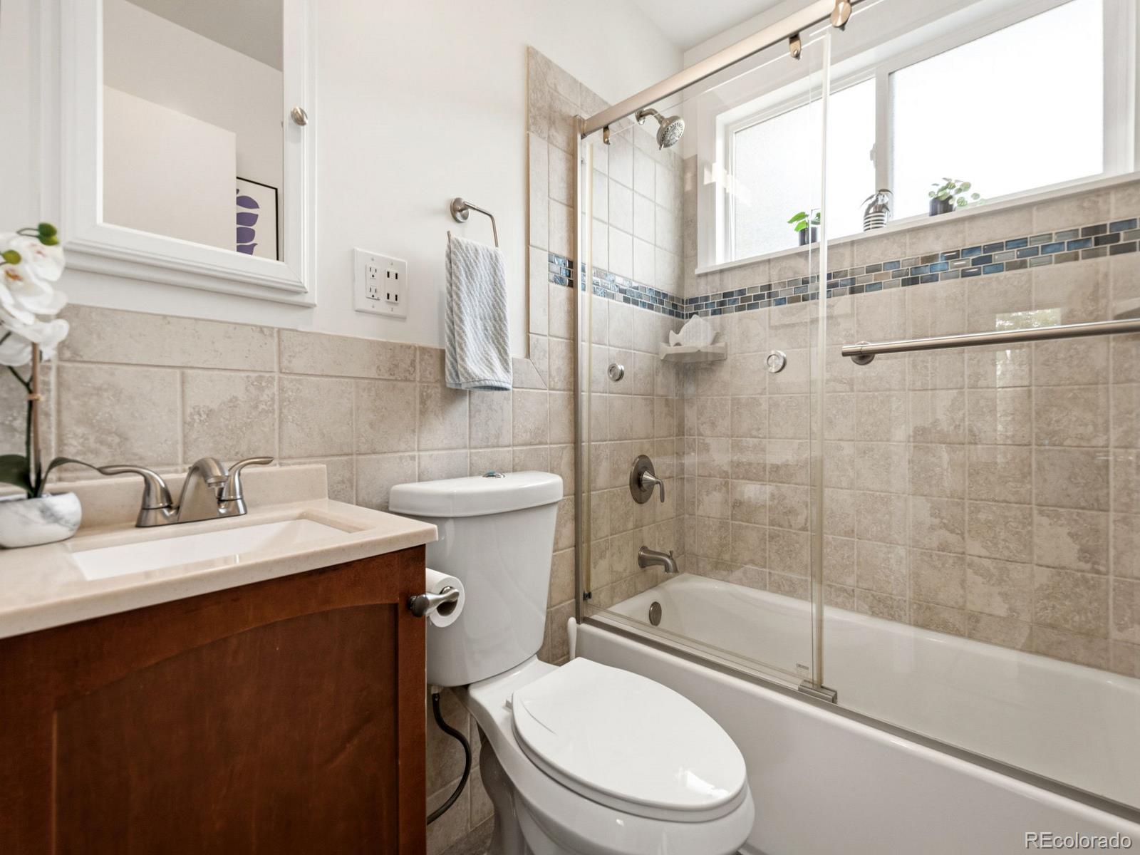 MLS Image #15 for 2161  meadowbrook drive,denver, Colorado