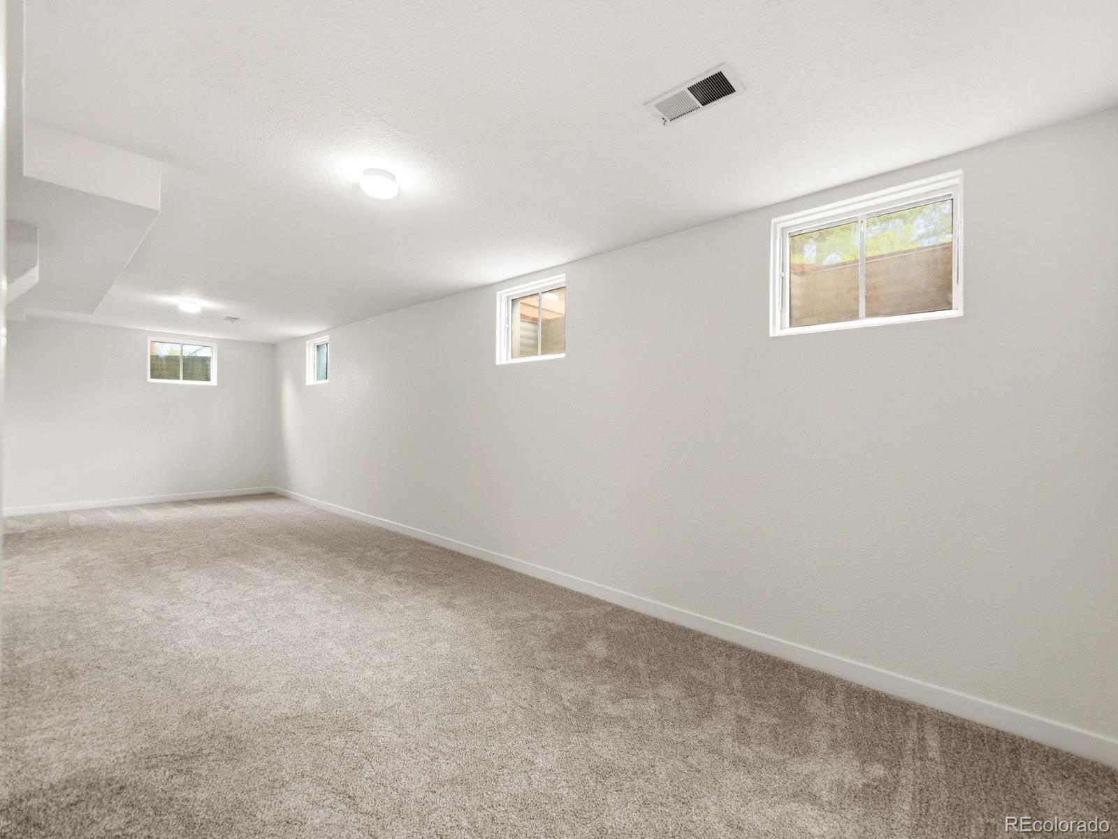 MLS Image #17 for 2161  meadowbrook drive,denver, Colorado