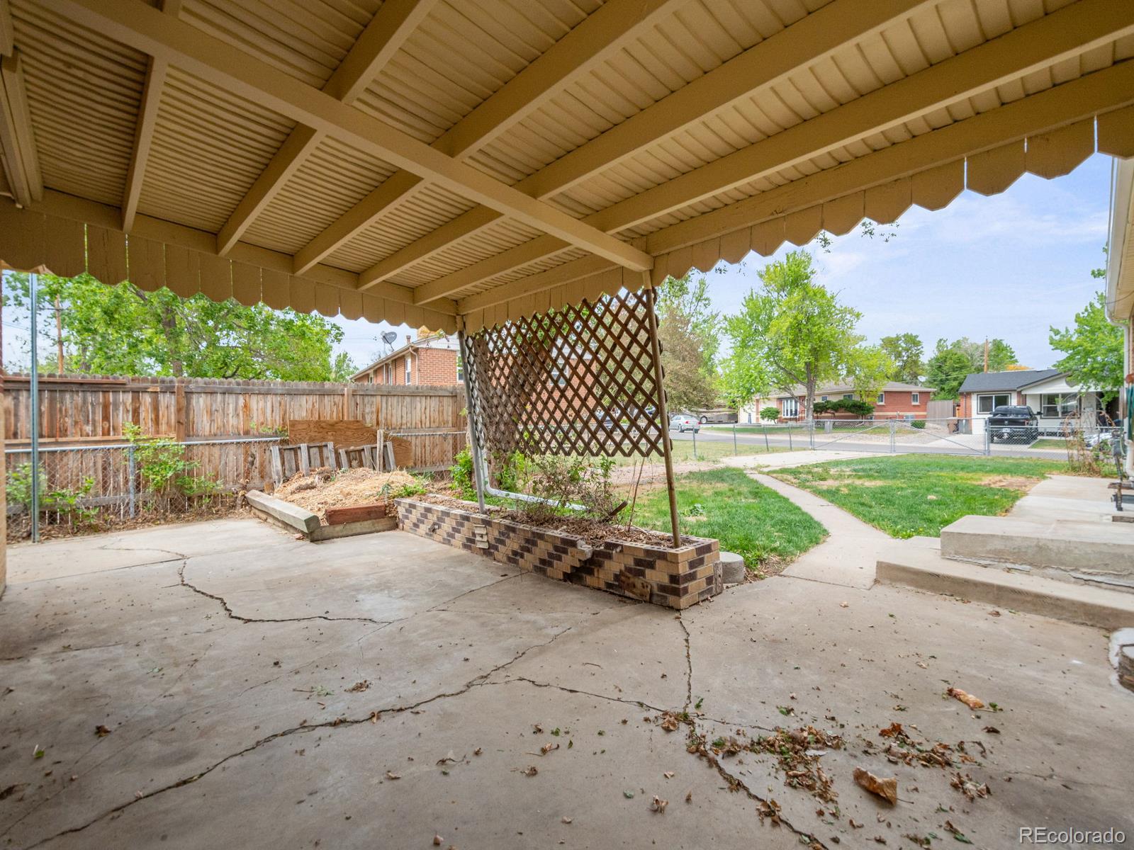 MLS Image #25 for 2161  meadowbrook drive,denver, Colorado